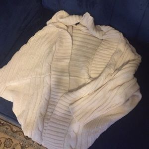 💵Daisy Fuentes Shrug💵 3 for $15